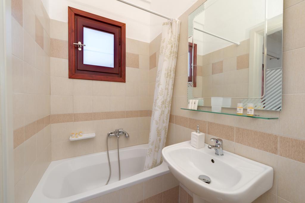 Aspalathos Suites Akrotiri  Exterior photo